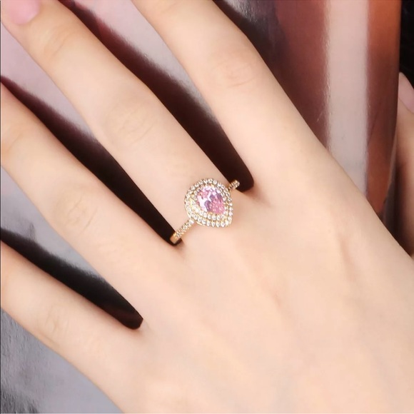 Size 10- 🤗18k gold pink sapphire ring - Picture 4 of 5